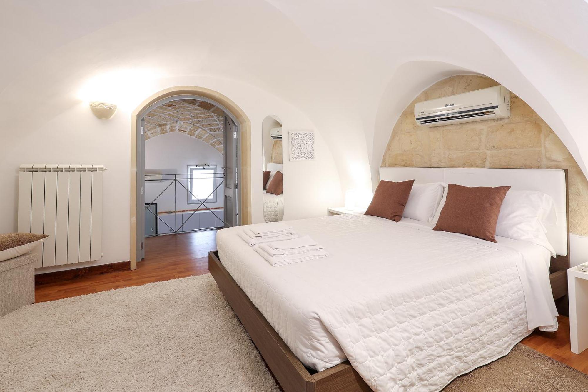 Goodstay La Suite 10 - Rooms - Лечче Экстерьер фото